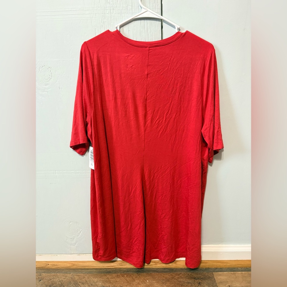 Torrid Favorite Tunic Super Soft V-Neck Tee Red 2X | Plus Size Basic Top - Picture 3 of 4